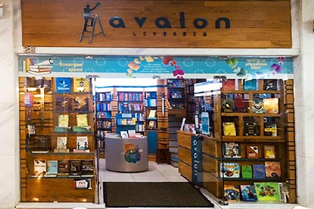 Livraria Avalon - Frente Loja - Portal São Lourenço